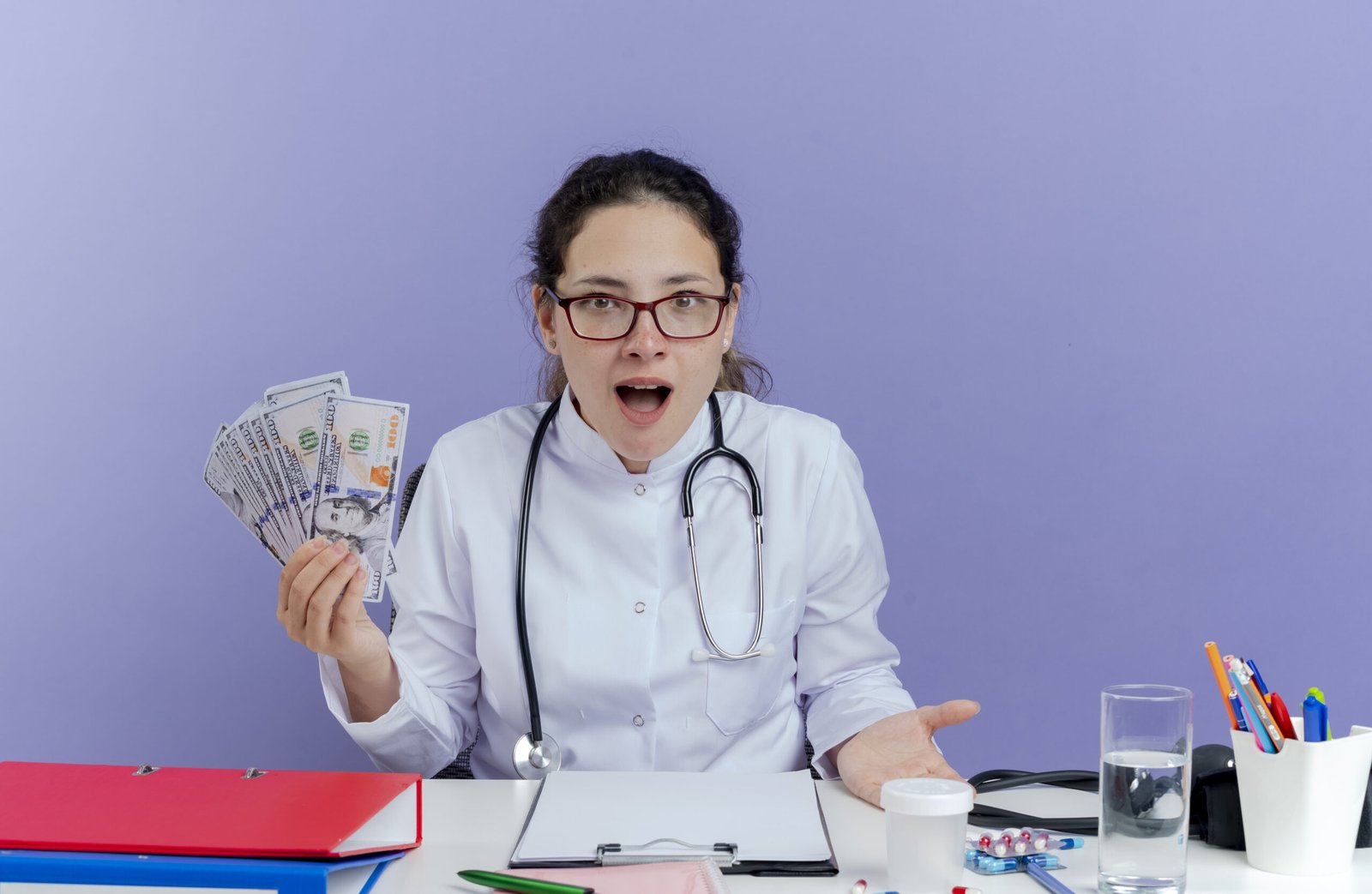 earn money as a medical student